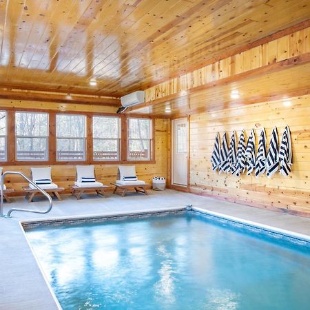 Sycamore By Avantstay Spectacular Mountain Home W Indoor Pool Hot Tub Home Theatre Fire Pit Sevierville Exterior foto