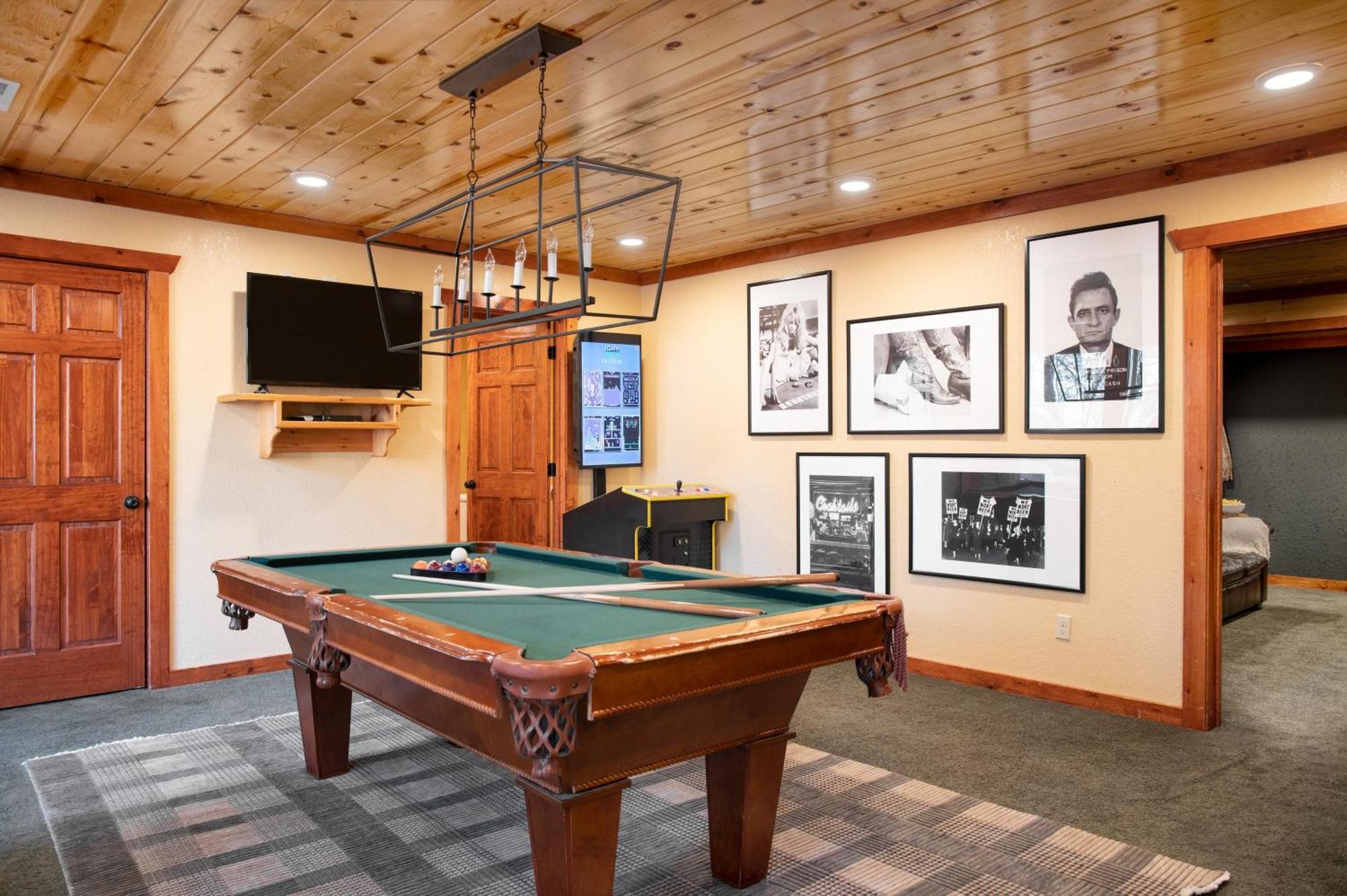 Sycamore By Avantstay Spectacular Mountain Home W Indoor Pool Hot Tub Home Theatre Fire Pit Sevierville Exterior foto