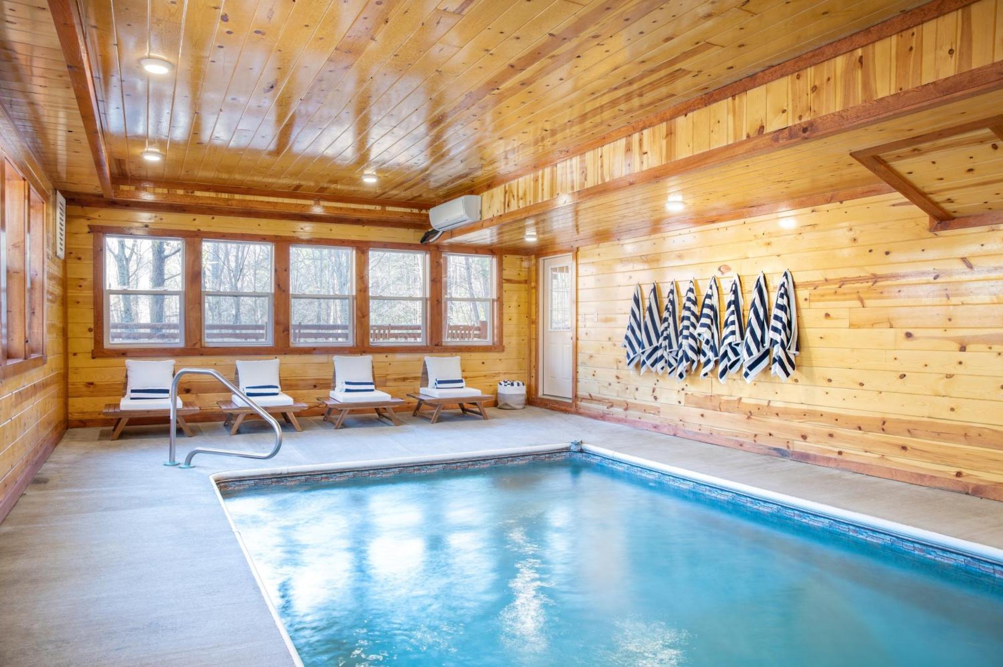 Sycamore By Avantstay Spectacular Mountain Home W Indoor Pool Hot Tub Home Theatre Fire Pit Sevierville Exterior foto