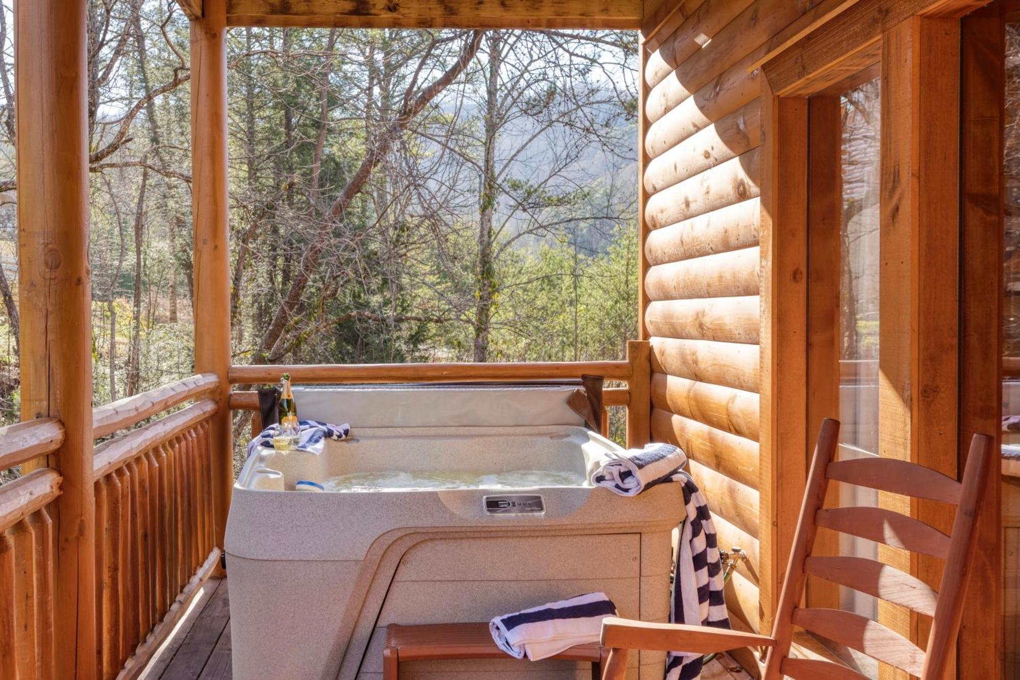 Sycamore By Avantstay Spectacular Mountain Home W Indoor Pool Hot Tub Home Theatre Fire Pit Sevierville Exterior foto